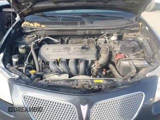 2005 Pontiac Vibe with VIN 5Y2SM63865Z472482, listed as a IAAI auction lot 41780646 with 273,128 mi miles. Bid and sale history available at carsss.com. Image 10.