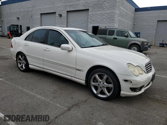 2007 Mercedes-Benz C 350 Sport z VIN WDBRF56H57F881199, wystawiony jako Copart lot #47779325 z przebiegiem 266 720 mil mil oraz Szkoda całkowita • Salvage title. Historia ofert i sprzedaży dostępna na DreamBid. Obrazek 4.