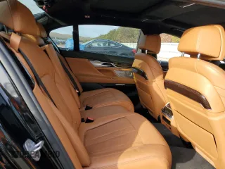 2018 BMW 7 Series M760i xDrive with VIN WBA7H6C53JG614984, listed as a Copart auction lot 73671322 with 28,191 mi miles. Bid and sale history available at carsss.com. Image 10.
