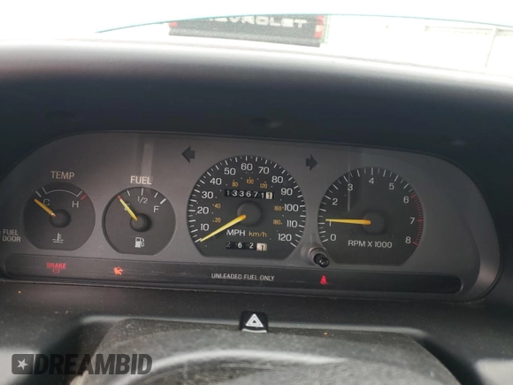 1996 Ford Escort z VIN 1FASP11J6TW170890, wystawiony jako Copart lot #49051905 z przebiegiem 133 671 mil mil oraz Czysty tytuł • Clean title. Historia ofert i sprzedaży dostępna na DreamBid. Obrazek 9.