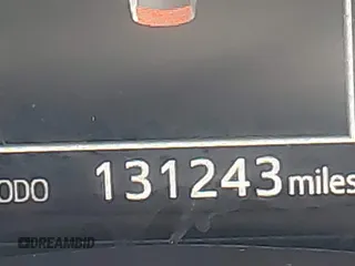 2019 Toyota Corolla L z VIN 5YFBURHE5KP861233, wystawiony jako IAAI lot #42388008 z przebiegiem 131 243 mil mil oraz . Historia ofert i sprzedaży dostępna na DreamBid. Obrazek 15.