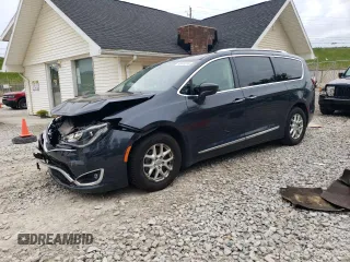 2020 Chrysler Pacifica Touring L z VIN 2C4RC1BG0LR182341, wystawiony jako Copart lot #58519235 z przebiegiem 80 212 mil mil oraz Szkoda całkowita • Salvage title. Historia ofert i sprzedaży dostępna na DreamBid. Obrazek 1.
