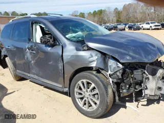 2016 Nissan Pathfinder SL with VIN 5N1AR2MN4GC613089, listed as a IAAI auction lot 41662441 with 180,922 mi miles. Bid and sale history available at carsss.com. Image 1.