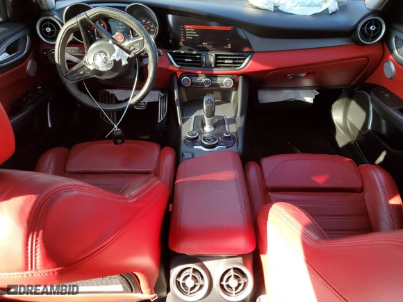 2018 Alfa Romeo Giulia Ti Sport with VIN ZARFAEEN6J7564744, listed as a Copart auction lot 85577794 with 59,395 mi miles and Salvage Title. Bid and sale history available at carsss.com. Image 8.