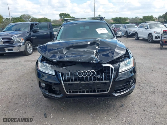 2015 Audi Q5 Premium with VIN WA1CFAFP7FA130120, listed as a IAAI auction lot 41688796 with 74,518 mi miles. Bid and sale history available at carsss.com. Image 12.