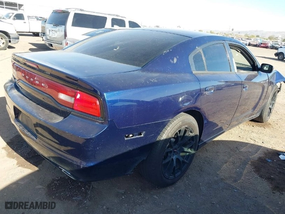 2013 Dodge Charger SE with VIN 2C3CDXBG5DH560266, listed as a IAAI auction lot 41729973 with NaN miles. Bid and sale history available at carsss.com. Image 4.