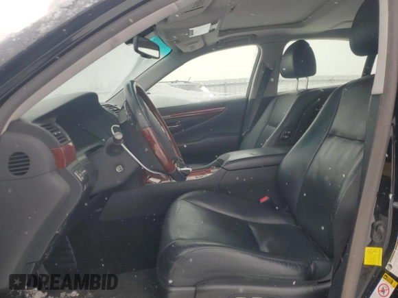 2012 Lexus LS 460 with VIN JTHCL5EF2C5012817, listed as a Copart auction lot 46099745 with 117,922 mi miles and Salvage title. Bid and sale history available at DreamBid. Image 7.