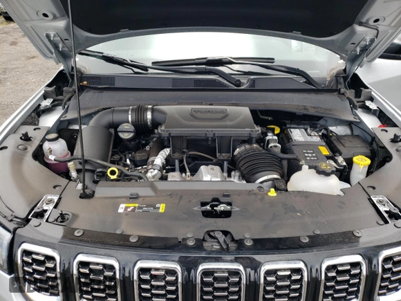 2025 Jeep Compass Limited z VIN 3C4NJDCN5ST525403, wystawiony jako Copart lot #64829565 z przebiegiem 7 790 mil mil oraz Czysty tytuł • Clean title. Historia ofert i sprzedaży dostępna na DreamBid. Obrazek 11.