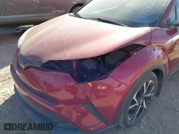 2018 Toyota C-HR XLE with VIN NMTKHMBX3JR059057, listed as a IAAI auction lot 41810801 with 124,246 mi miles. Bid and sale history available at carsss.com. Image 6.