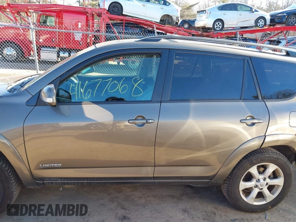 2011 Toyota RAV4 Ltd with VIN 2T3DK4DV0BW060285, listed as a IAAI auction lot 41677068 with 61,636 mi miles. Bid and sale history available at carsss.com. Image 15.