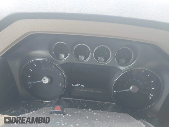 2011 Ford F-250 XL with VIN 1FT7X2BT7BEA00354, listed as a IAAI auction lot 41305155 with 175,787 mi miles and . Bid and sale history available at DreamBid. Image 15.