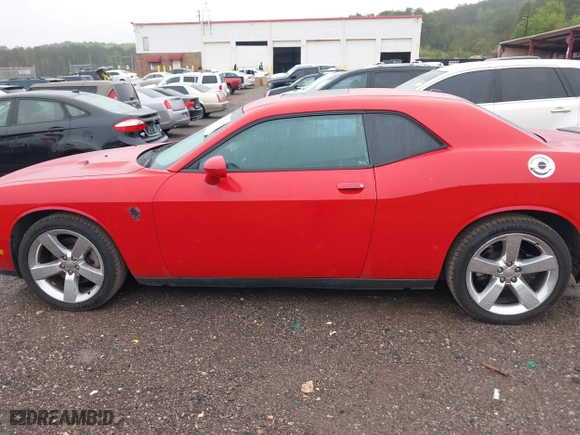 2011 Dodge Challenger with VIN 2B3CJ4DG2BH557162, listed as a IAAI auction lot 41977762 with 256,629 mi miles. Bid and sale history available at carsss.com. Image 14.