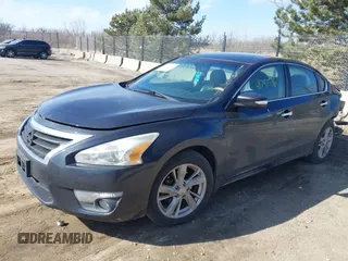 2013 Nissan Altima SV with VIN 1N4AL3AP0DN489975, listed as a IAAI auction lot 41797596 with 171,151 mi miles and . Bid and sale history available at carsss.com. Image 2.