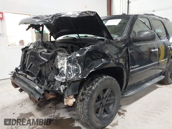 2009 GMC Yukon SLT 4SB with VIN 1GKFK33089R225944, listed as a IAAI auction lot 41914342 with 182,513 mi miles and . Bid and sale history available at DreamBid. Image 6.