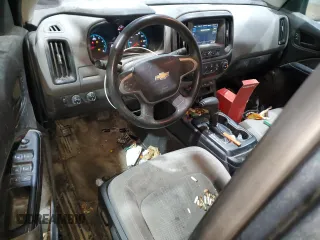 2019 Chevrolet Colorado 4WD Work Truck z VIN 1GCGTBEN2K1240251, wystawiony jako Copart lot #48980085 z przebiegiem 141 759 mil mil oraz Szkoda całkowita • Salvage title. Historia ofert i sprzedaży dostępna na DreamBid. Obrazek 8.