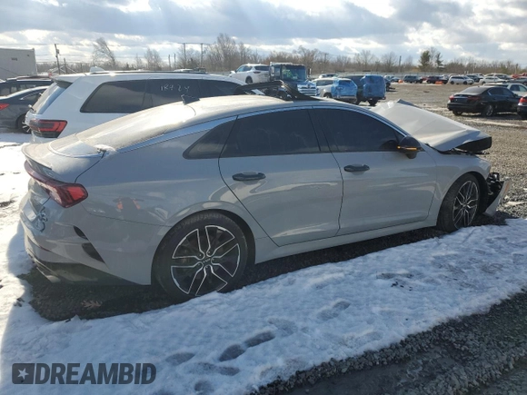 2022 Kia K5 GT with VIN 5XXG44J81NG134102, listed as a Copart auction lot 85820824 with 47,816 mi miles and Salvage Title. Bid and sale history available at carsss.com. Image 3.