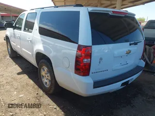 2007 Chevrolet Suburban LTZ with VIN 3GNFC16047G201752, listed as a IAAI auction lot 42028735 with 193,073 mi miles. Bid and sale history available at carsss.com. Image 3.