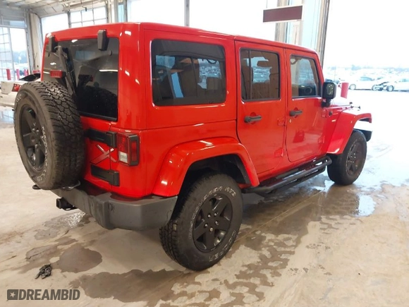 2015 Jeep Wrangler Unlimited Sahara with VIN 1C4BJWEG5FL643448, listed as a IAAI auction lot 41684744 with 1 mi miles. Bid and sale history available at carsss.com. Image 4.