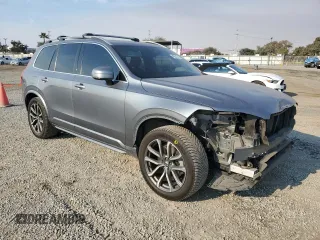 2016 Volvo XC90 T6 Momentum with VIN YV4A22PK9G1077260, listed as a Copart auction lot 42631245 with 157,262 mi miles and Salvage Title. Bid and sale history available at carsss.com. Image 4.
