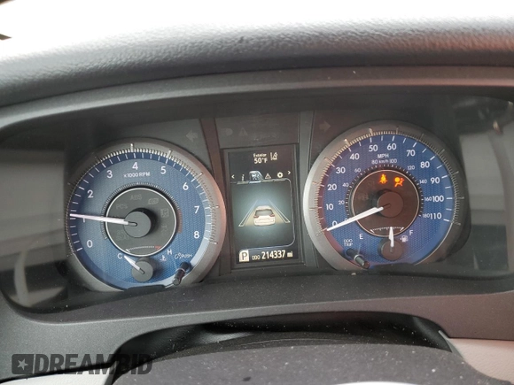 2018 Toyota Sienna L with VIN 5TDZZ3DC9JS929475, listed as a Copart auction lot 48541515 with 214,337 mi miles and Salvage Title. Bid and sale history available at DreamBid. Image 9.