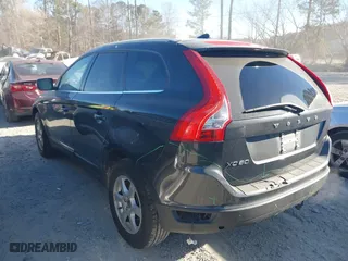 2012 Volvo XC60 3.2L with VIN YV4952DL8C2291037, listed as a IAAI auction lot 41683215 with 170,000 mi miles. Bid and sale history available at carsss.com. Image 3.