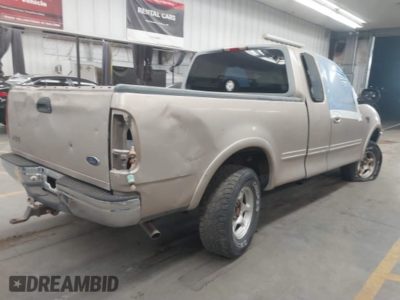 1998 Ford F-150 with VIN 1FTZX18W6WKA83626, listed as a IAAI auction lot 40625179 with 343,403 mi miles and . Bid and sale history available at DreamBid. Image 4.