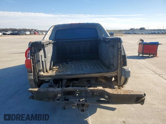 2002 Chevrolet Avalanche z VIN 3GNEC13TX2G108379, wystawiony jako Copart lot #47256045 z przebiegiem Nie podano mil oraz Nie do naprawy • Non repairable. Historia ofert i sprzedaży dostępna na DreamBid. Obrazek 6.
