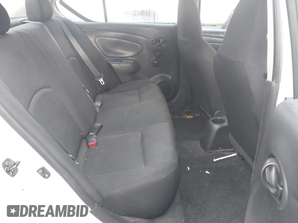 2016 Nissan Versa S z VIN 3N1CN7AP3GL904475, wystawiony jako IAAI lot #42108162 z przebiegiem 91 000 mil mil oraz . Historia ofert i sprzedaży dostępna na DreamBid. Obrazek 8.