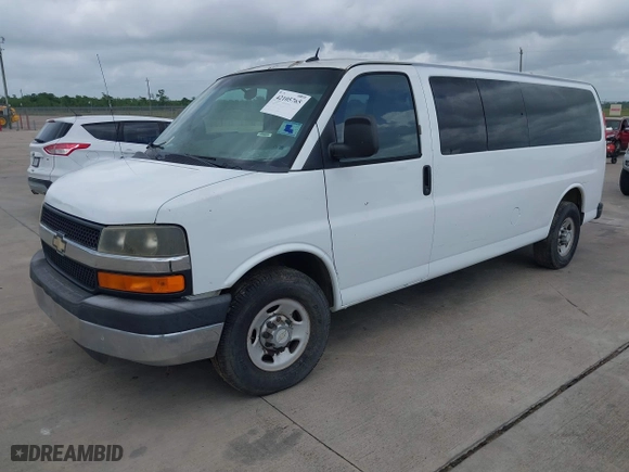 2012 Chevrolet Express Passenger 1LT with VIN 1GAZG1FG9C1129455, listed as a IAAI auction lot 42105765 with 150,090 mi miles. Bid and sale history available at carsss.com. Image 17.