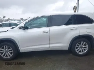 2016 Toyota Highlander LE Plus z VIN 5TDZKRFH7GS171063, wystawiony jako IAAI lot #41787351 z przebiegiem 67 779 mil mil oraz . Historia ofert i sprzedaży dostępna na DreamBid. Obrazek 15.