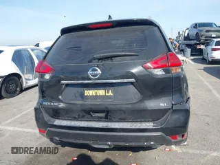 2017 Nissan Rogue SL with VIN JN8AT2MT6HW391390, listed as a IAAI auction lot 41852317 with 72,660 mi miles and . Bid and sale history available at carsss.com. Image 16.