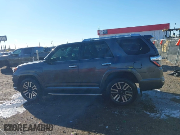 2018 Toyota 4Runner SR5 with VIN JTEBU5JR7J5543336, listed as a IAAI auction lot 41028397 with 157,997 mi miles and . Bid and sale history available at carsss.com. Image 14.