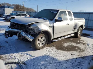 2003 Ford F-150 XL с VIN 2FTRX08L33CA22976, выставлен на аукционе Copart как лот 84183944 с пробегом 144 277 миль миль и Списание • Salvage title. История ставок и продаж доступна на DreamBid. Изображение 1.