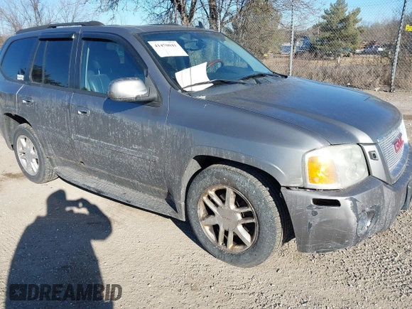 2007 GMC Envoy Denali with VIN 1GKET63M172197682, listed as a IAAI auction lot 41470041 with 192,581 mi miles. Bid and sale history available at carsss.com. Image 1.