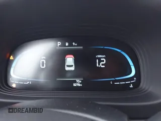 2025 Hyundai Venue SEL с VIN KMHRC8A36SU354117, выставлен на аукционе IAAI как лот 42459995 с пробегом 8 278 миль миль и . История ставок и продаж доступна на DreamBid. Изображение 7.