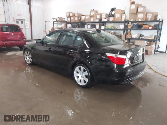 2004 BMW 5 Series 530i with VIN WBANA73544B800178, listed as a IAAI auction lot 41551287 with 236,546 mi miles and . Bid and sale history available at carsss.com. Image 3.