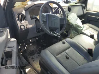 2015 Ford F-250 XLT z VIN 1FTBF2B6XFEA80102, wystawiony jako Copart lot #65196695 z przebiegiem Nie podano mil oraz Szkoda całkowita • Salvage title. Historia ofert i sprzedaży dostępna na DreamBid. Obrazek 8.