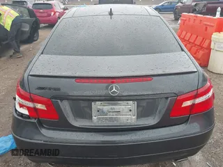 2013 Mercedes-Benz E 350 z VIN WDDKJ5KB1DF202419, wystawiony jako IAAI lot #42485467 z przebiegiem 155 245 mil mil oraz . Historia ofert i sprzedaży dostępna na DreamBid. Obrazek 16.