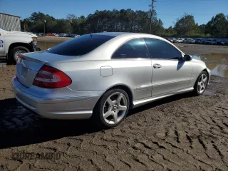 2005 Mercedes-Benz CLK 500 with VIN WDBTJ75J05F139522, listed as a Copart auction lot 80596524 with 95,997 mi miles and Salvage Title. Bid and sale history available at DreamBid. Image 3.