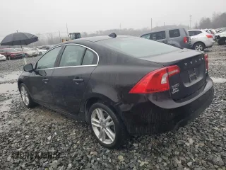 2011 Volvo S60 z VIN YV1902FH6B2018343, wystawiony jako Copart lot #51508105 z przebiegiem 123 325 mil mil oraz Czysty tytuł • Clean title. Historia ofert i sprzedaży dostępna na DreamBid. Obrazek 2.