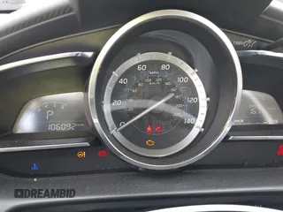 2016 Scion iA z VIN 3MYDLBZV9GY139080, wystawiony jako IAAI lot #41494384 z przebiegiem 106 092 mil mil oraz . Historia ofert i sprzedaży dostępna na DreamBid. Obrazek 7.