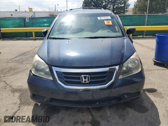 2009 Honda Odyssey LX z VIN 5FNRL38209B051664, wystawiony jako Copart lot #56710125 z przebiegiem 123 mil mil oraz Nie do naprawy • Non repairable. Historia ofert i sprzedaży dostępna na DreamBid. Obrazek 5.