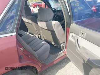 1991 Toyota Camry DLX z VIN 4T1SV21E0MU347371, wystawiony jako IAAI lot #42048695 z przebiegiem 209 451 mil mil oraz . Historia ofert i sprzedaży dostępna na DreamBid. Obrazek 8.