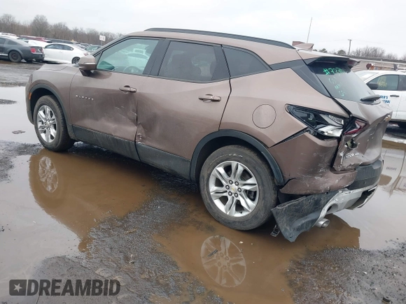 2020 Chevrolet Blazer LT z VIN 3GNKBHRS1LS547370, wystawiony jako IAAI lot #41576255 z przebiegiem 79 254 mil mil oraz . Historia ofert i sprzedaży dostępna na DreamBid. Obrazek 3.
