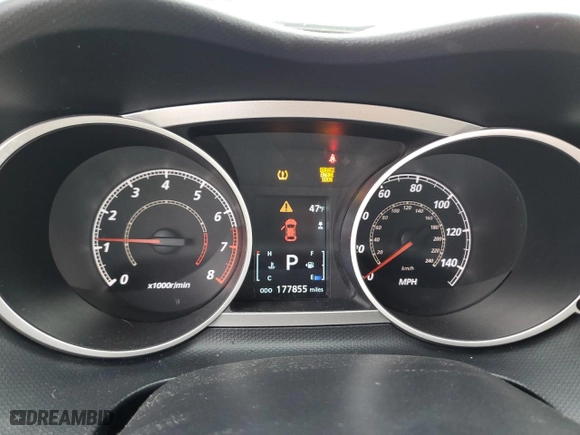 2011 Mitsubishi Outlander SE with VIN JA4AS3AW2BU016189, listed as a Copart auction lot 84054614 with 177,855 mi miles and Salvage Title. Bid and sale history available at carsss.com. Image 9.