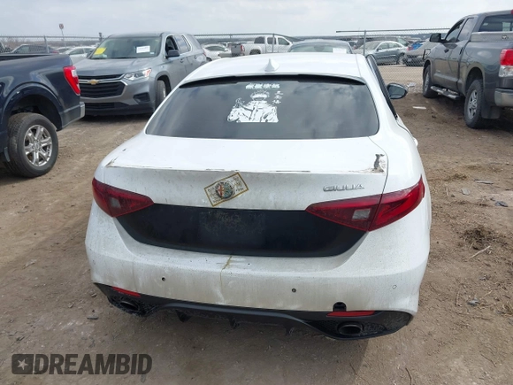 2017 Alfa Romeo Giulia with VIN ZARFAEBN3H7535202, listed as a IAAI auction lot 41494009 with 90,071 mi miles. Bid and sale history available at carsss.com. Image 16.