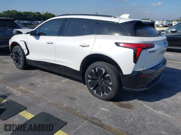 2024 Chevrolet Blazer EV eAWD RS z VIN 3GNKDCRJ6RS185260, wystawiony jako IAAI lot #41277933 z przebiegiem 5 664 mil mil oraz . Historia ofert i sprzedaży dostępna na DreamBid. Obrazek 3.