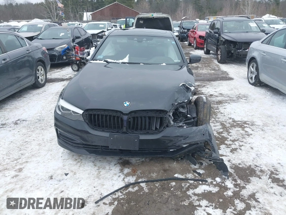 2019 BMW 5 Series 530i xDrive with VIN WBAJA7C50KWW27764, listed as a IAAI auction lot 41550455 with Not provided miles and . Bid and sale history available at DreamBid. Image 6.