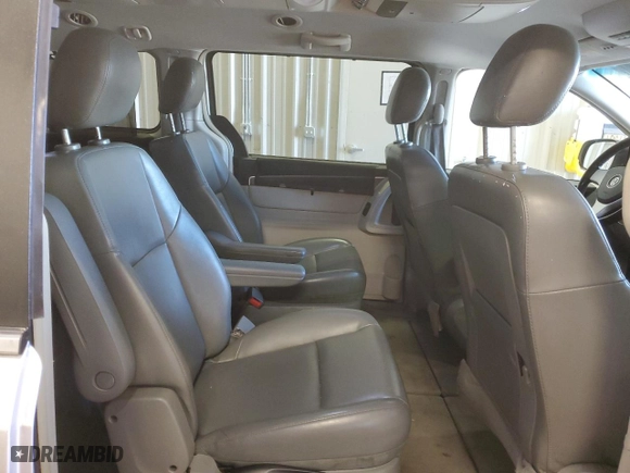 2010 Volkswagen Routan SE with VIN 2V4RW3D18AR202351, listed as a Copart auction lot 77172724 with 166,999 mi miles and Clean Title. Bid and sale history available at carsss.com. Image 11.