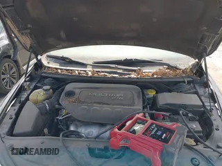 2015 Chrysler 200 Limited с VIN 1C3CCCAB8FN547054, выставлен на аукционе IAAI как лот 42455432 с пробегом 180 265 миль миль и . История ставок и продаж доступна на DreamBid. Изображение 10.
